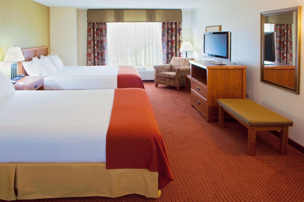 Holiday Inn Express Hotel & Suites Weston By Ihg Buitenkant foto