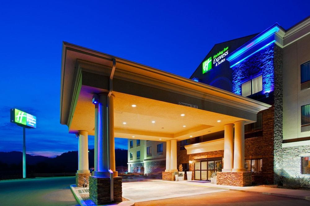 Holiday Inn Express Hotel & Suites Weston By Ihg Buitenkant foto