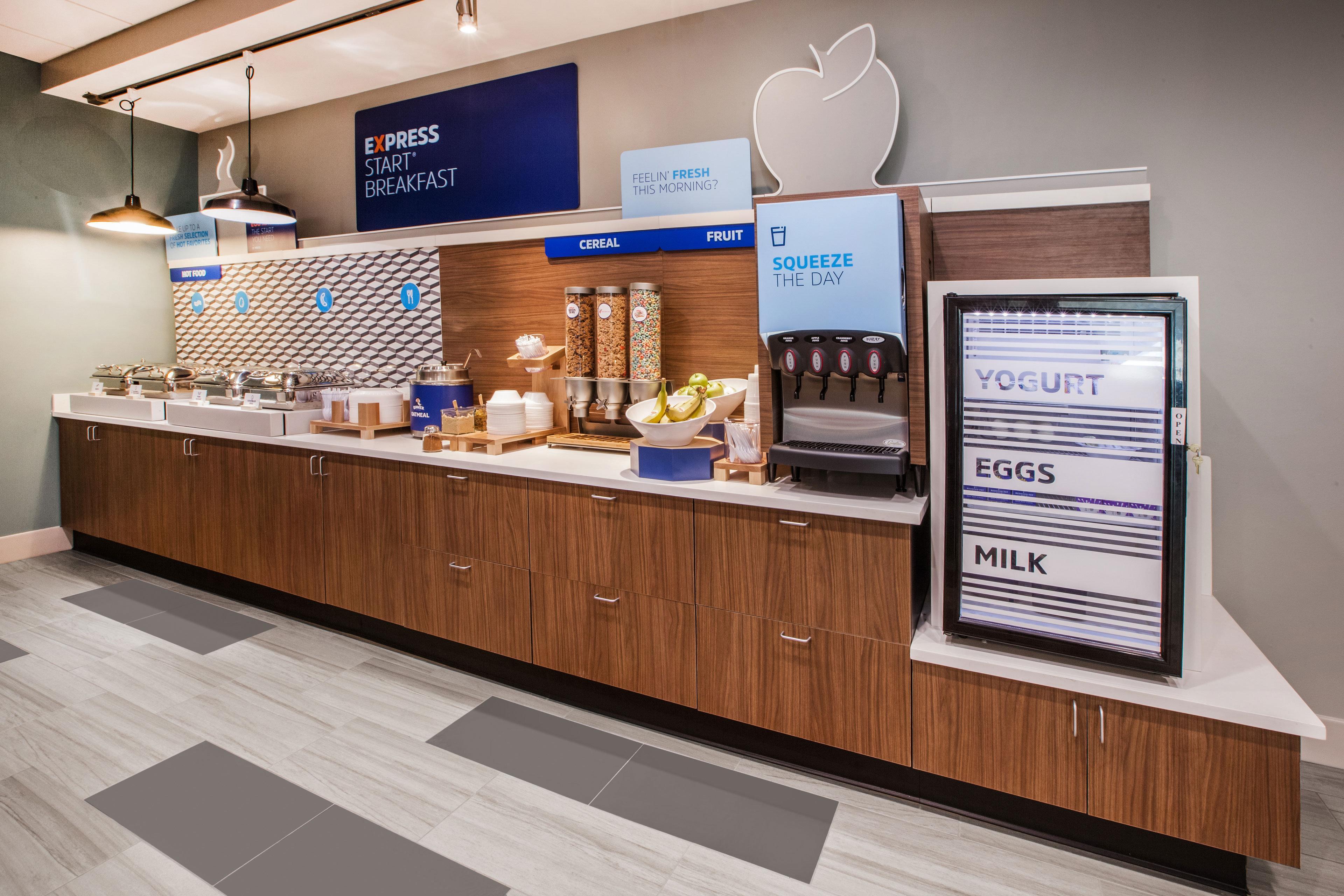 Holiday Inn Express Hotel & Suites Weston By Ihg Buitenkant foto