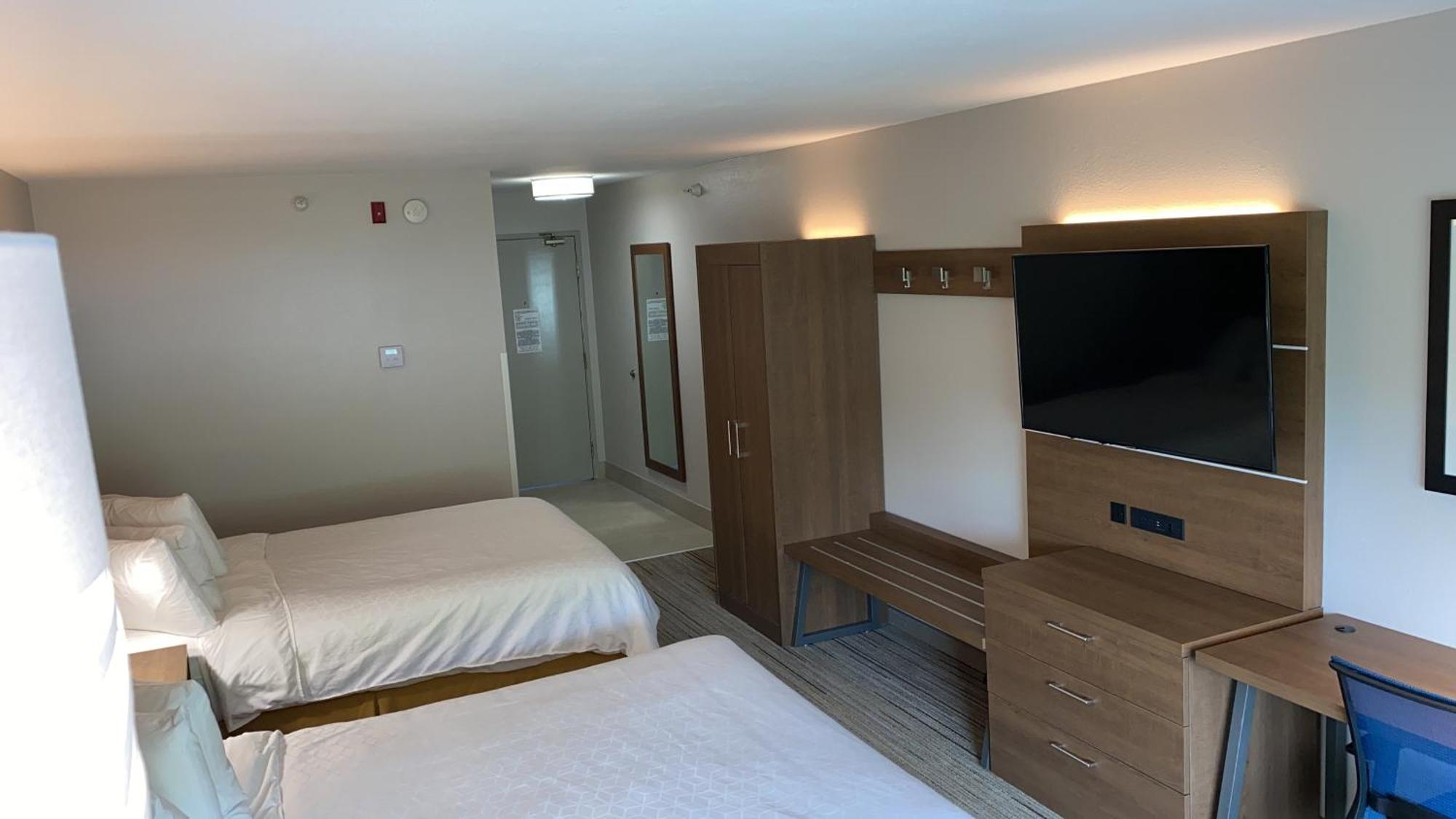 Holiday Inn Express Hotel & Suites Weston By Ihg Buitenkant foto