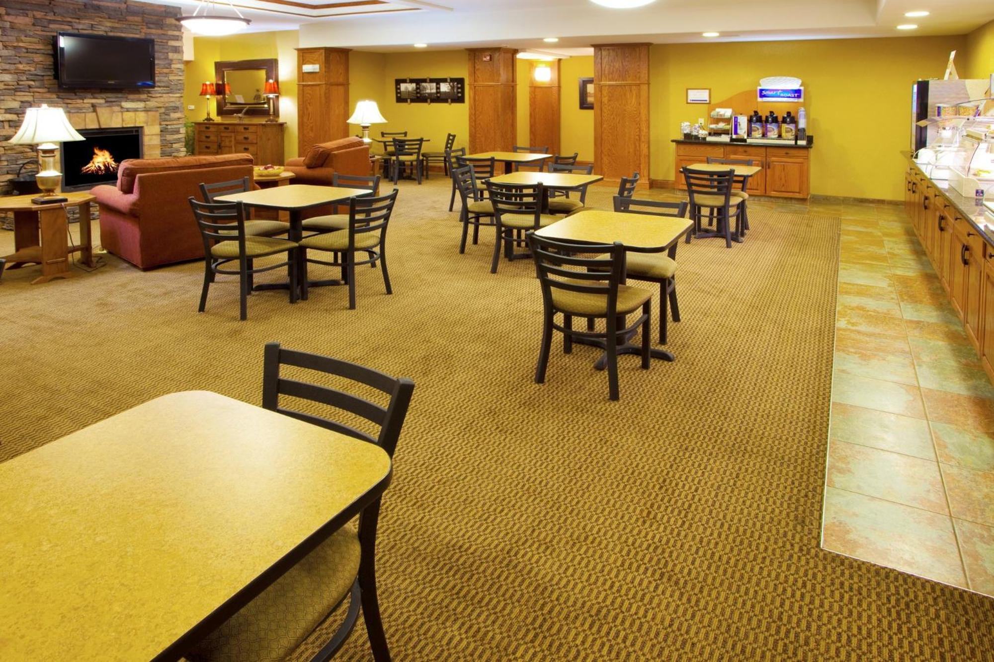 Holiday Inn Express Hotel & Suites Weston By Ihg Buitenkant foto